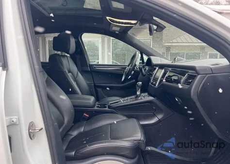 2015 Porsche Macan S z USA, uszkodzony, nr VIN WP1AB2A55FLB66671